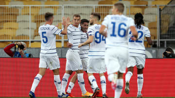 El Dinamo de Kiev aterriza en Barcelona con muchas bajas