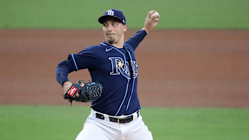 Snell permitió cuatro carreras limpias en cinco entradas en su salida de la serie divisional contra los Yankees