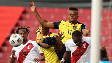 Ecuador v Peru - FIFA World Cup 2022 Qatar Qualifier - Ecuador y Perú se verán las caras por Copa América.
