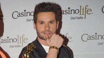 Eleazar Gómez pasó tres meses en prisión por haber agredido a su ex pareja Tefi Valenzuela
