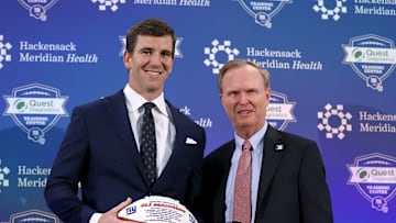 Eli Manning Announces Retirement