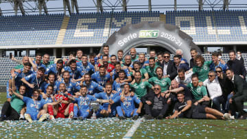 L'Empoli festeggia la vittoria della Serie B