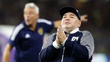 Maradona en su visita a la bombonera