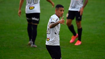 FBL-BRA-FLAMENGO-MINEIRO-HEALTH-VIRUS
