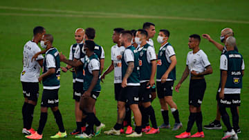 FBL-BRA-FLAMENGO-MINEIRO-HEALTH-VIRUS