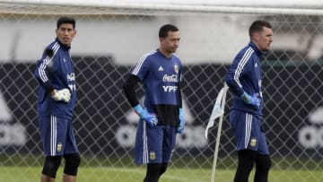 Andrada, Marchesin y Armani, tres candidatos al arco de Scaloni