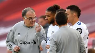 Rodrigo fue suplente, Bielsa lo hizo ingresar y luego salió nuevamente.