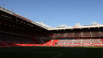 Im "Theatre of dreams" suchen sie defensive Stabilität