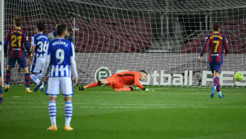 El Barcelona venció a la Real Sociedad y se acerca a la punta