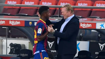 Koeman felicita a Ansu Fati en un partido