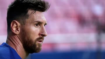 Leo Messi debe comunicar su decisión de viva voz