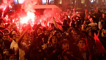 Les supporters du PSG réunis sur les Champs Élysées.