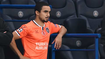 Glorioso espera convencer o lateral a diminuir as cifras da comissão 