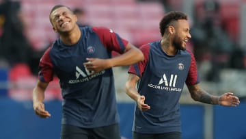 Kylian Mbappé et Neymar à l'entraînement ce dimanche matin. 