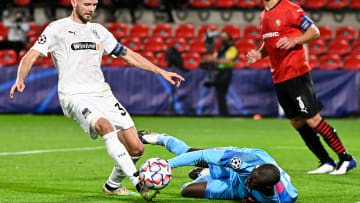 Alfred Gomis se montre déterminant dans ses cages
