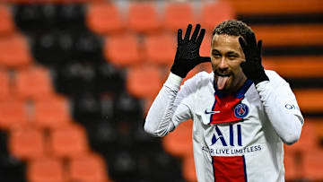Neymar bleibt Paris SG treu