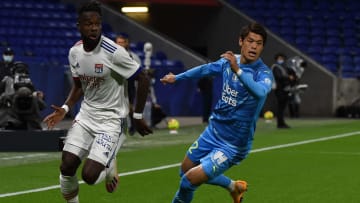 Maxwell Cornet et l'OL ont buté sur la défense de l'OM avec Hiroki Sakai
