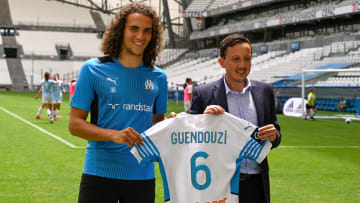 Mattéo Guendouzi et Pablo Longoria. 