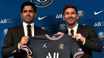 “Juntos de novo”: Lionel Messi vai reencontrar Neymar no PSG. Camisa 30 também vai dividir o vestiário com outros velhos conhecidos. 