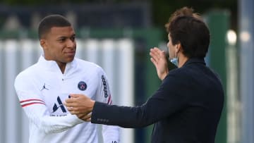 Leonardo veut encore prolonger Mbappe