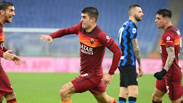 Mancini esulta dopo il 2-2