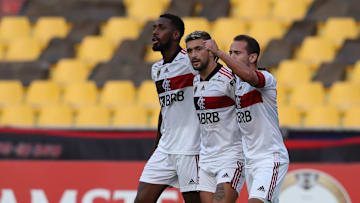 FBL-LIBERTADORES-BARCELONA-FLAMENGO