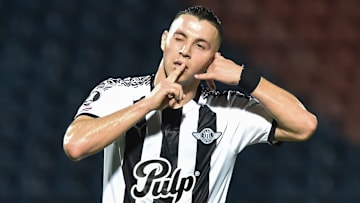 Sebastián Ferreira, Taty Castellanos, Ademir e mais: Palmeiras avalia quatro atacantes após desistir de Rafael Borré.