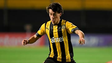 FBL-LIBERTADORES-PENAROL-COLOCOLO