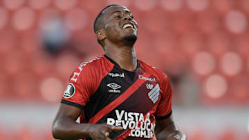 FBL-LIBERTADORES-RIVER-PARANAENSE