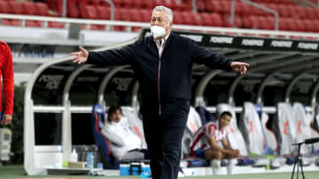 Vucetich sigue firme pase lo que pase ante León