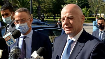 FIFA-Boss Infantino hält an der WM in Katar fest. Der Widerstand gegen das Großevent nimmt jedoch zu