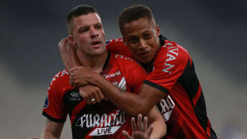 Athletico Paranaense vai superar R$ 40 milhões em premiações na temporada caso chega à final da Sul-Americana.  