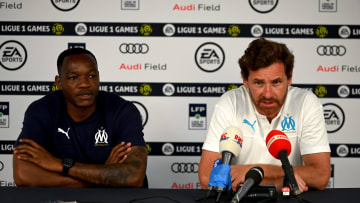 Steve Mandanda et l'entraineur de l'OM André Villas Boas en pleine préparation