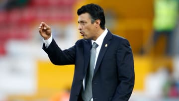 Sergio Almaguer será quien dirija hoy a Chivas en el partido contra Monterrey tras haberse recuperado del Covid 19