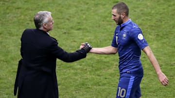 Didier Deschamps a longuement échangé avec Karim Benzema avant de le sélectionner.