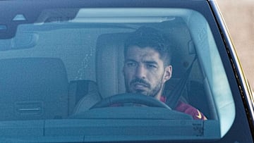 FC Barcelona Players Arrive For Training