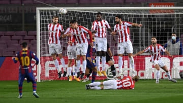 Rien n'a empêché de Messi d'inscrire un nouveau coup franc direct ce dimanche soir