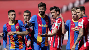 Piqué y Lenglet defendiendo un córner