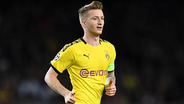 Marco Reus wird den BVB nach seiner Rückkehr weiter als Kapitän aufs Feld führen - doch wann das ist, ist fraglich Marco Reus wird den BVB nach seiner Rückkehr weiter als Kapitän aufs Feld führen - doch wann das ist, ist fraglich