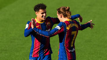 Barcelona precisa vender jogadores para equilibrar caixa