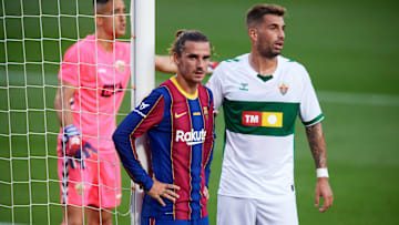 Sem Lionel Messi, Elche e Barcelona se enfrentam pela LaLiga.