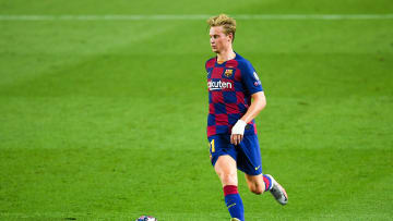 FC Barcelona v SSC Napoli - UEFA Champions League Round of 16: Second Leg