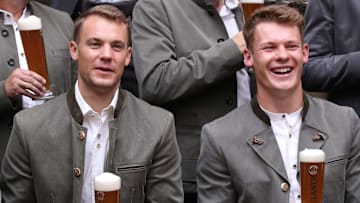 Nübel sitzt am Abend gegen den BVB auf der Bayern-Bank