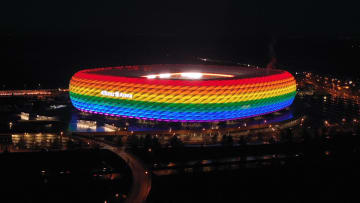 UEFA vetou iluminação com as cores do arco-íris na Allianz Arena