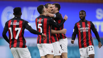 La gioia del Milan dopo il vantaggio di Ibrahimovic contro l'Inter 