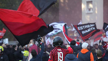 I tifosi del Milan prima della gara con la Lazio