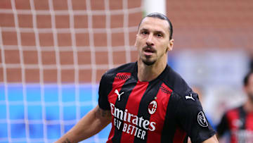 Ibrahimovic celebra un gol