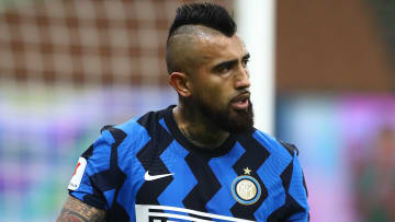 ¿Cuál es el salario de Arturo Vidal en el Inter de Milán?