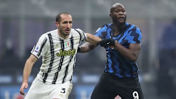 Giorgio Chiellini e Romelu Lukaku 