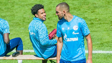 McKennie noch in Schalke-Klamotten
